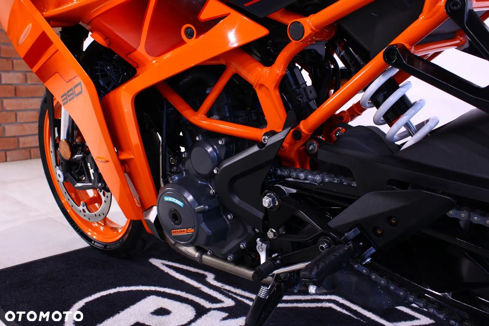 KTM RC 390 - 28