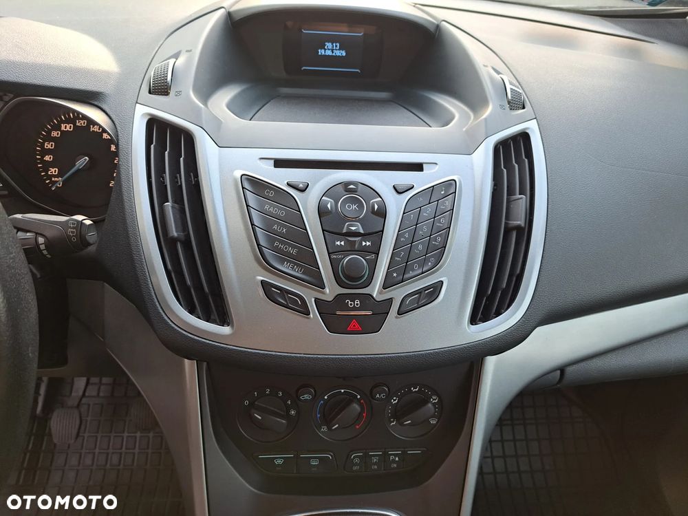 Ford Grand C-MAX - 4
