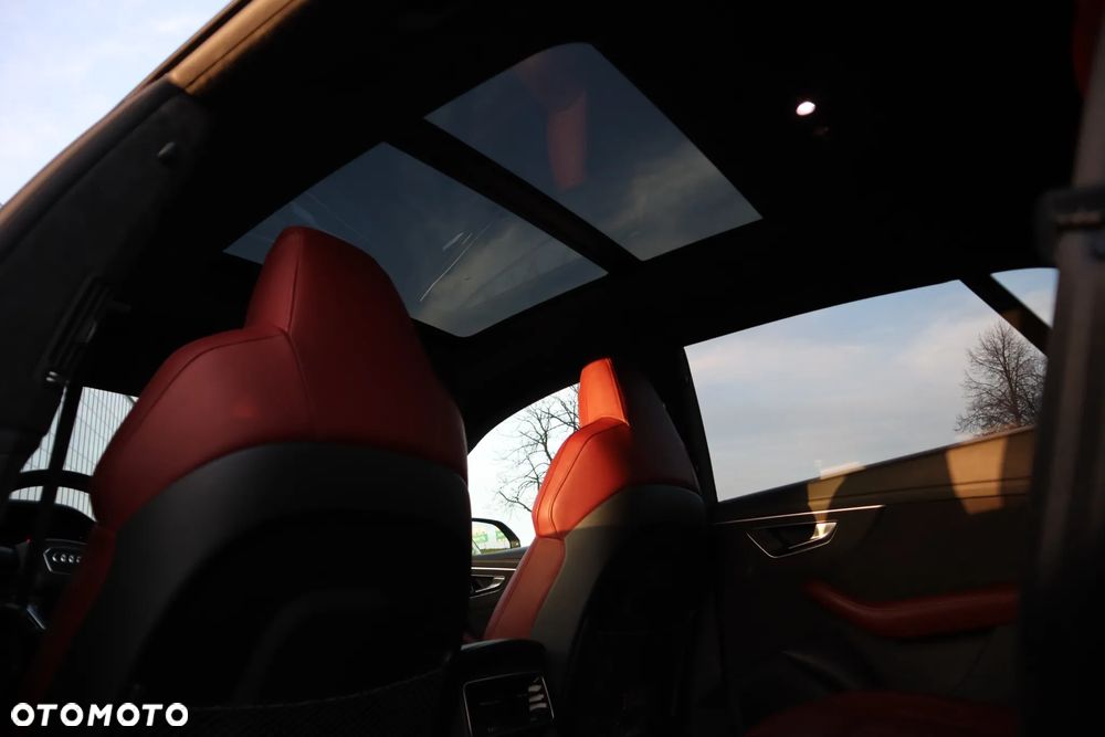 Audi SQ8 - 30