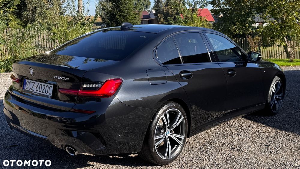 BMW Seria 3 320d xDrive M Sport Shadow sport - 13