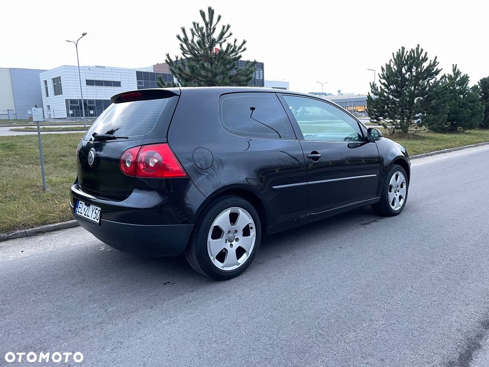 Volkswagen Golf 1.4 Sportline - 2
