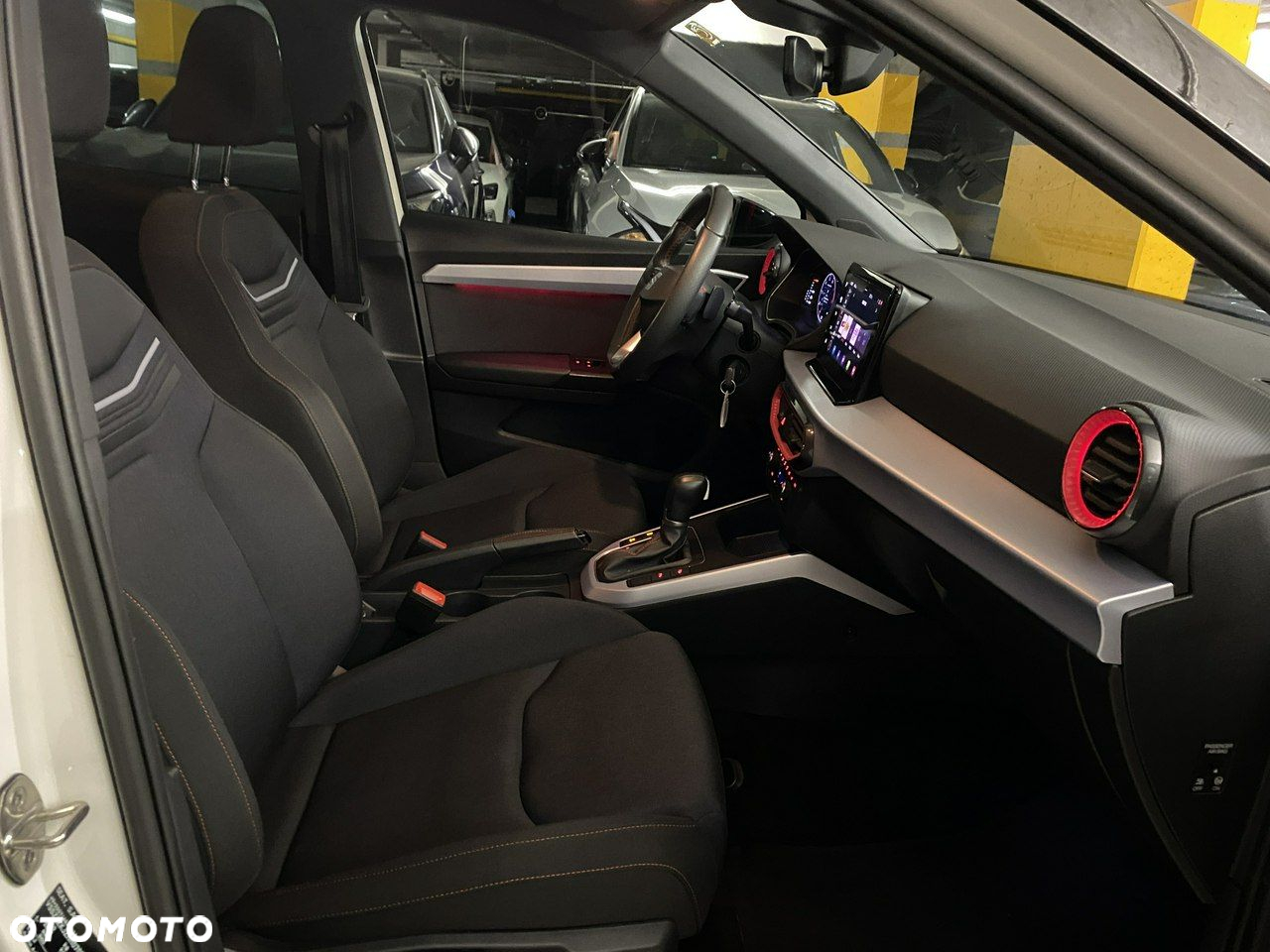 Seat Arona - 13