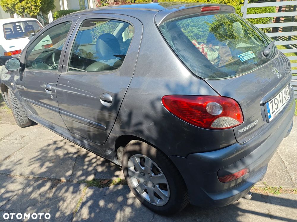 Peugeot 206 plus 1.1 Presence Euro5 - 3