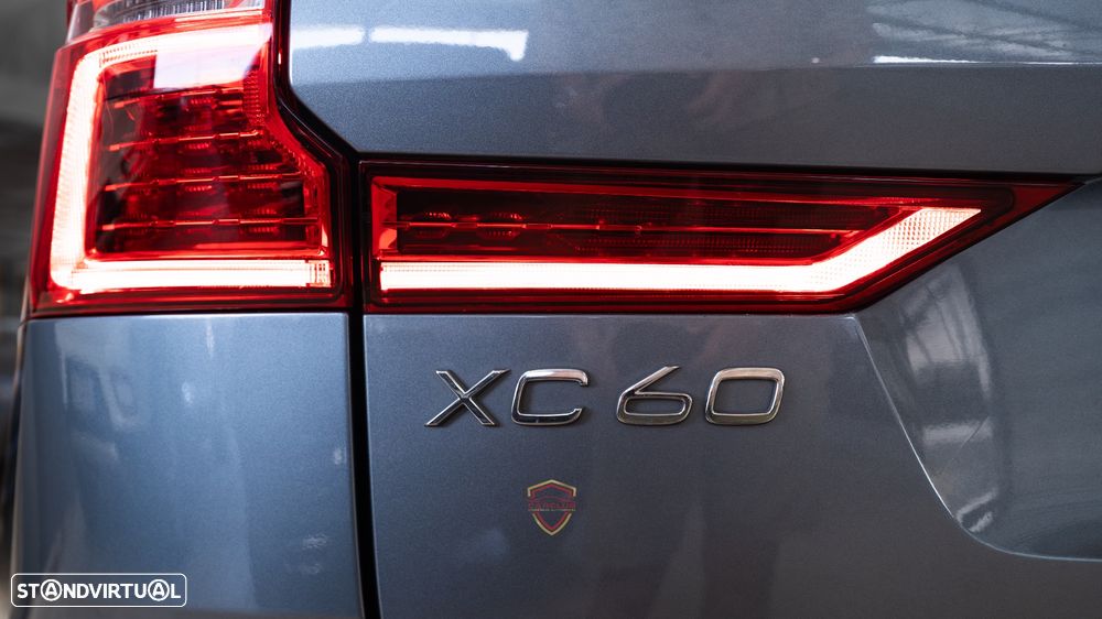 Volvo XC 60 D4 AWD RDesign - 15
