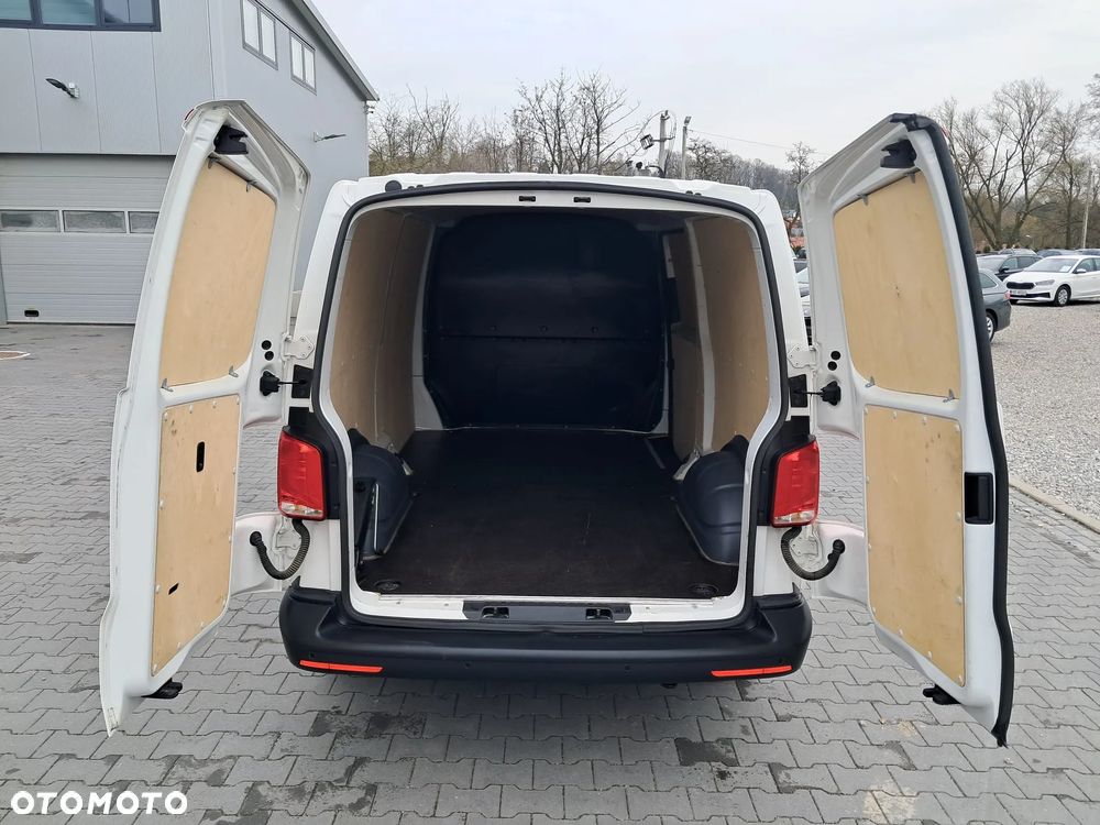 Volkswagen Transporter - 13