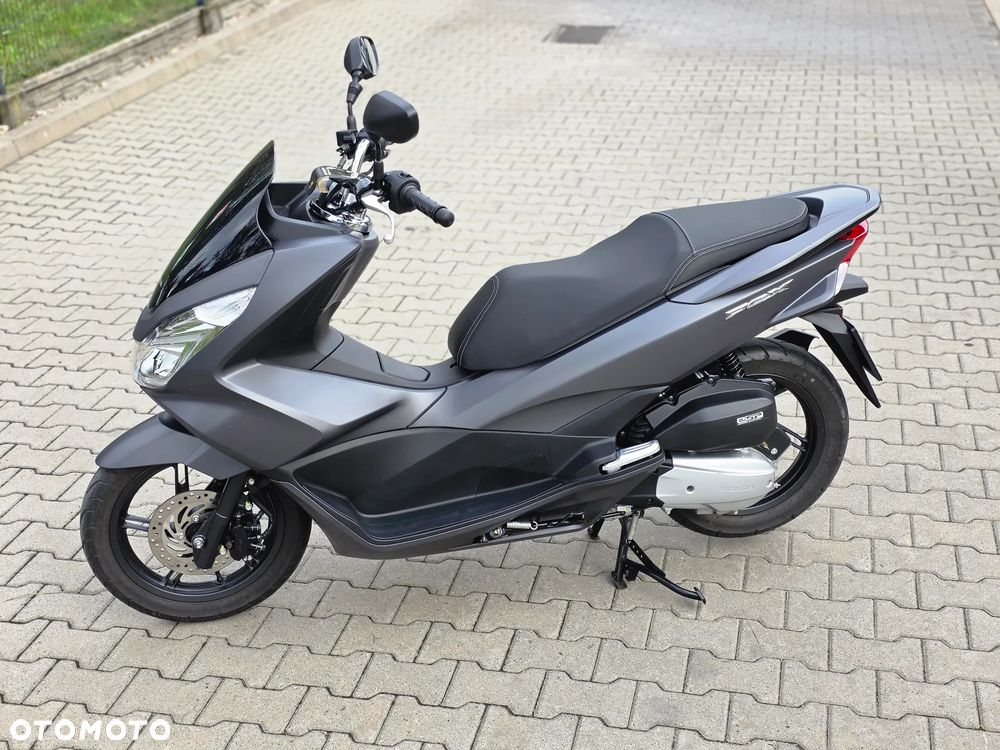 Honda PCX - 1