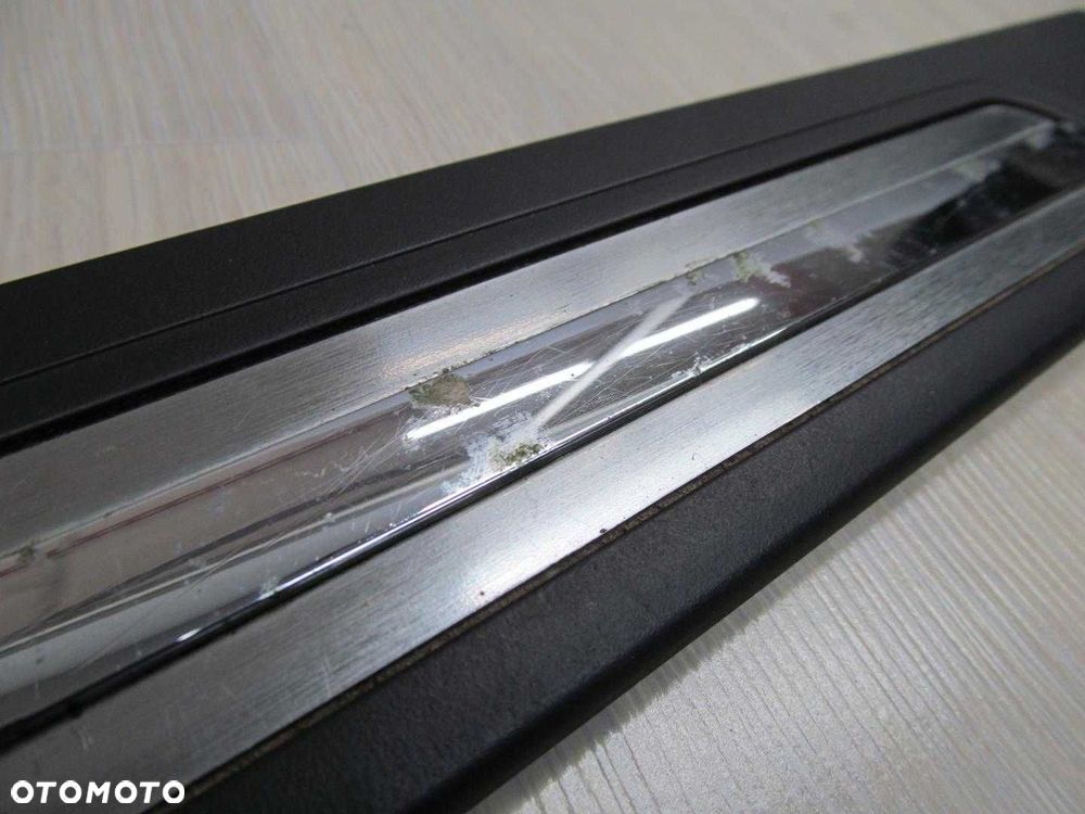 BMW E38 94-01 LISTWA OSLONA PROGU PRAWY PRZOD 8220220 - 3