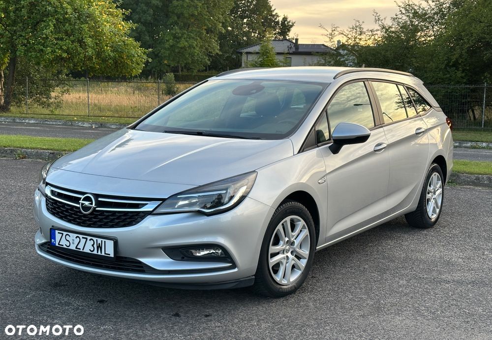 Opel Astra 2016 photo 2