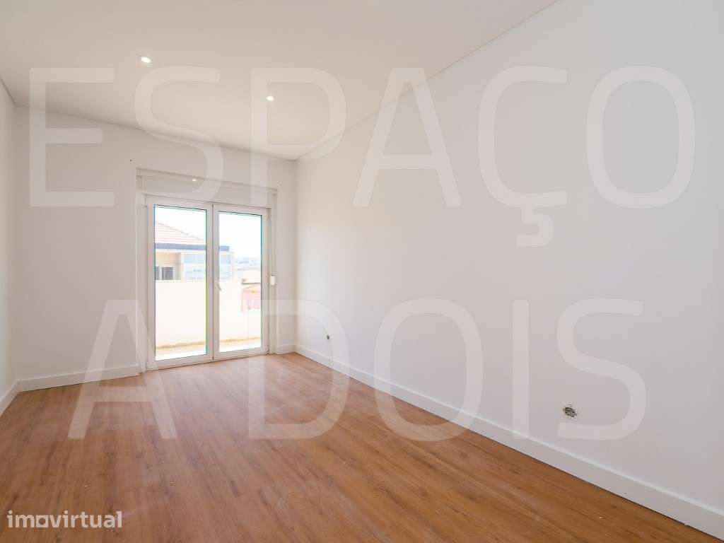 T3 Totalmente Remodelado | Nascente/Poente | 2 Varandas | Junto ao ... - Grande imagem: 5/53