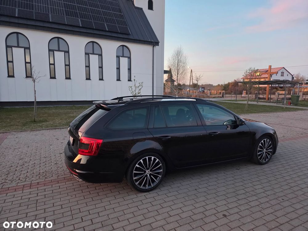 Skoda Octavia 2.0 TDI RS DSG - 6