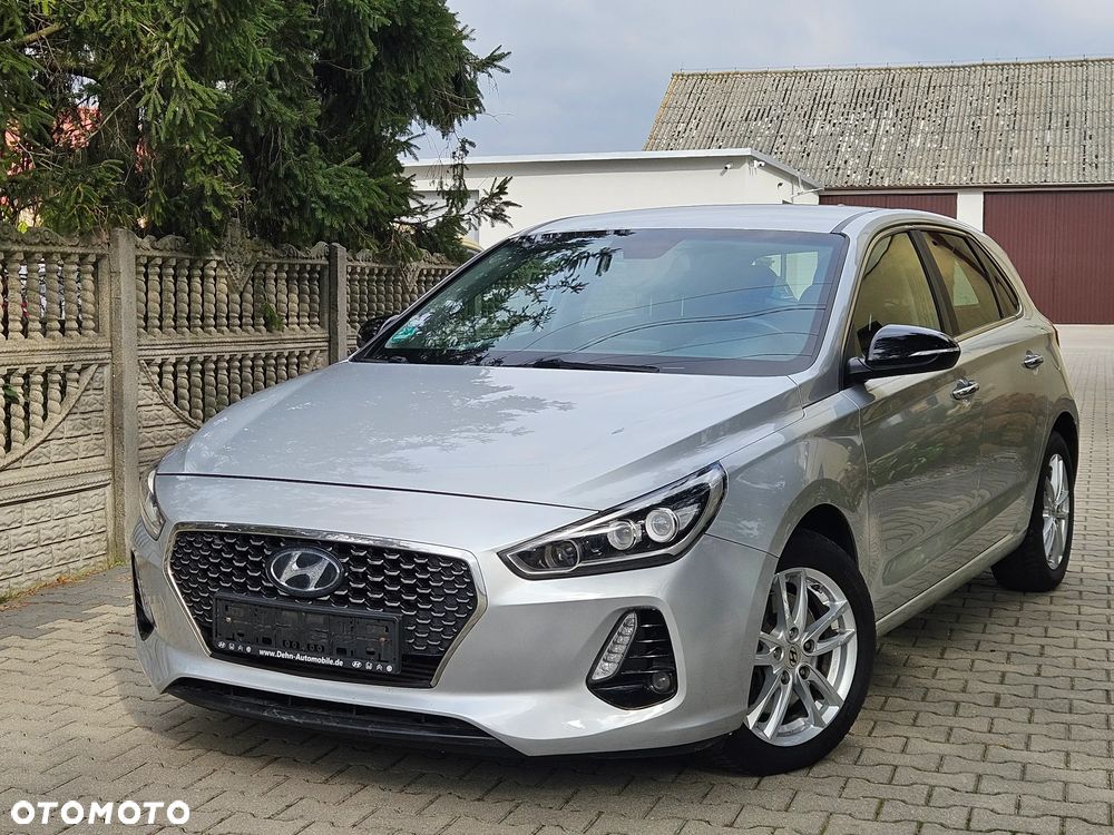 Hyundai i30 i30cw 1.6 CRDi Intro Edition - 9