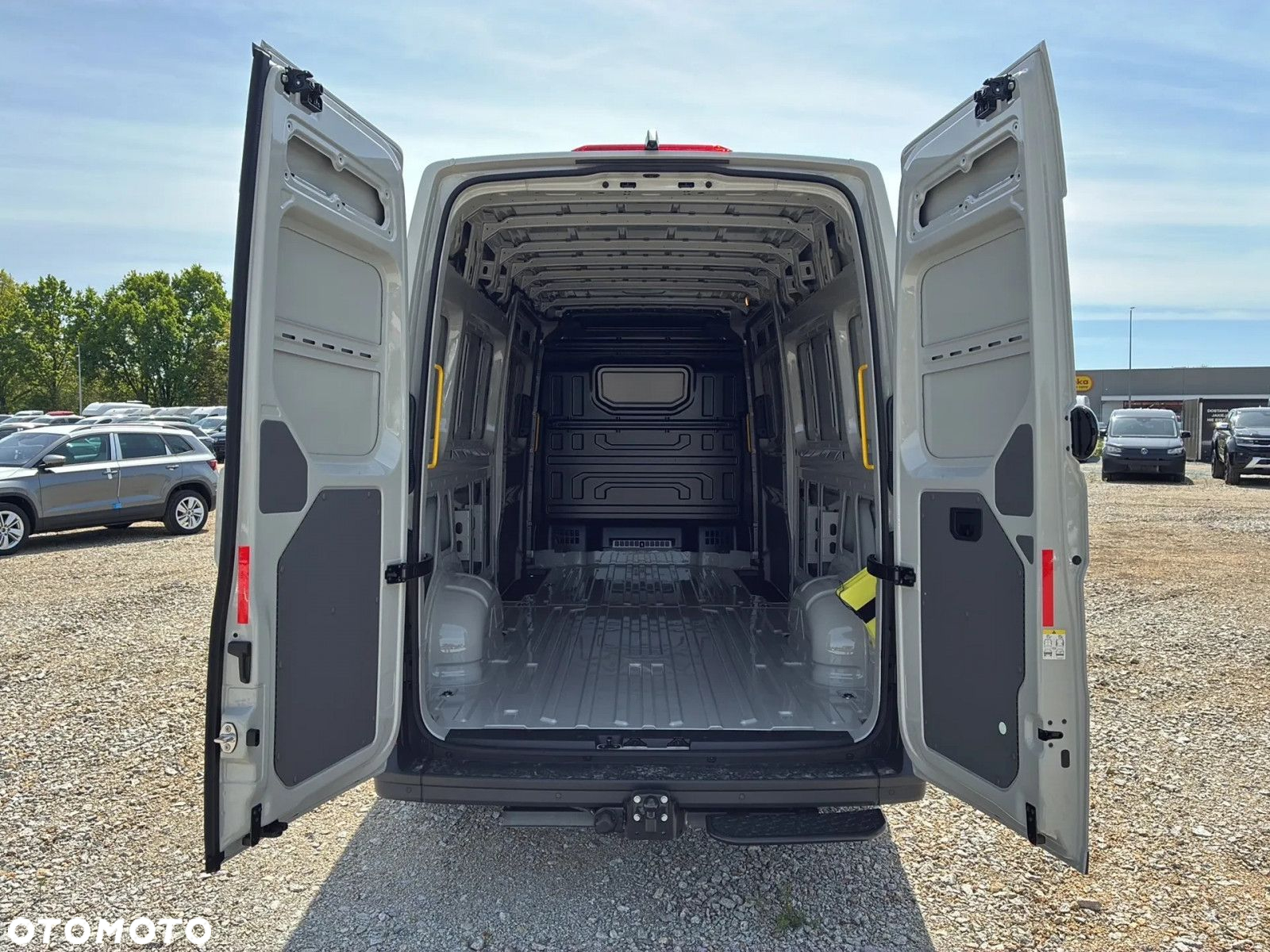 Volkswagen Crafter 35 Furgon AUTOMAT/L4H3, 2.0BiTDI 177KM, 4490mm, Wysoki dach, r.o. 4490 - 12