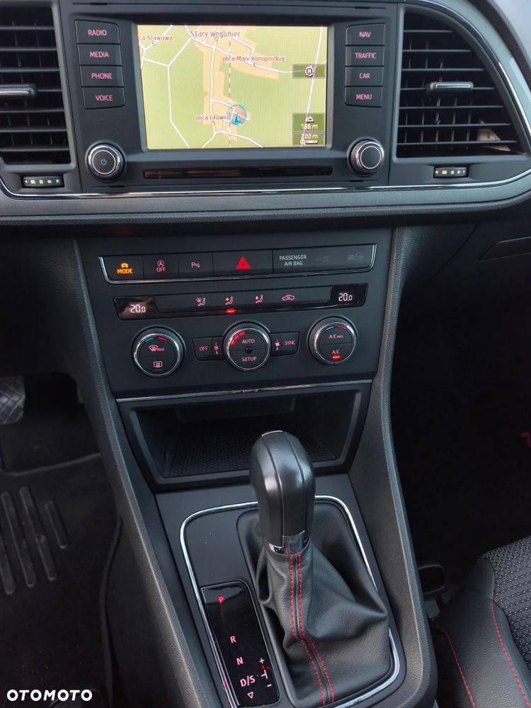 Seat Leon 2.0 TDI FR Black S&S DSG - 18
