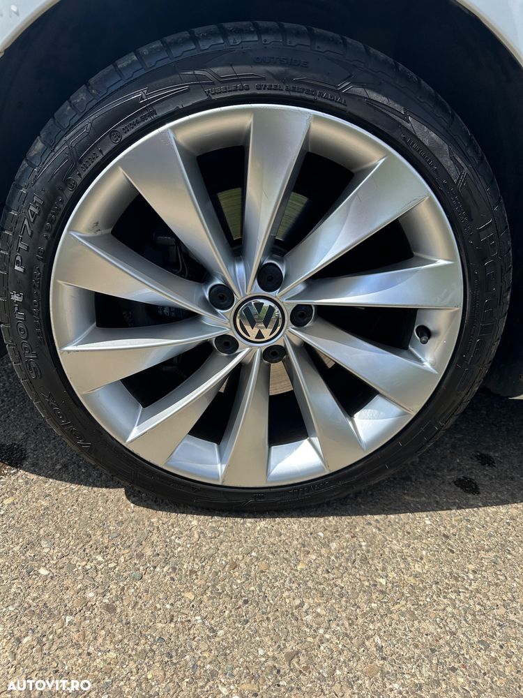 Volkswagen Passat CC - 12