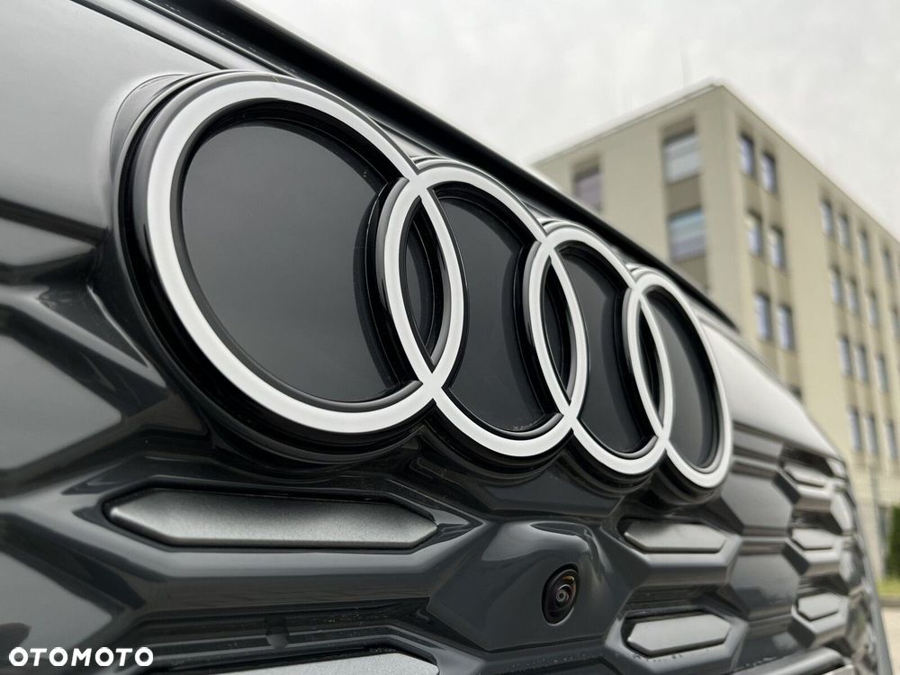 Audi Q6 e-tron - 11