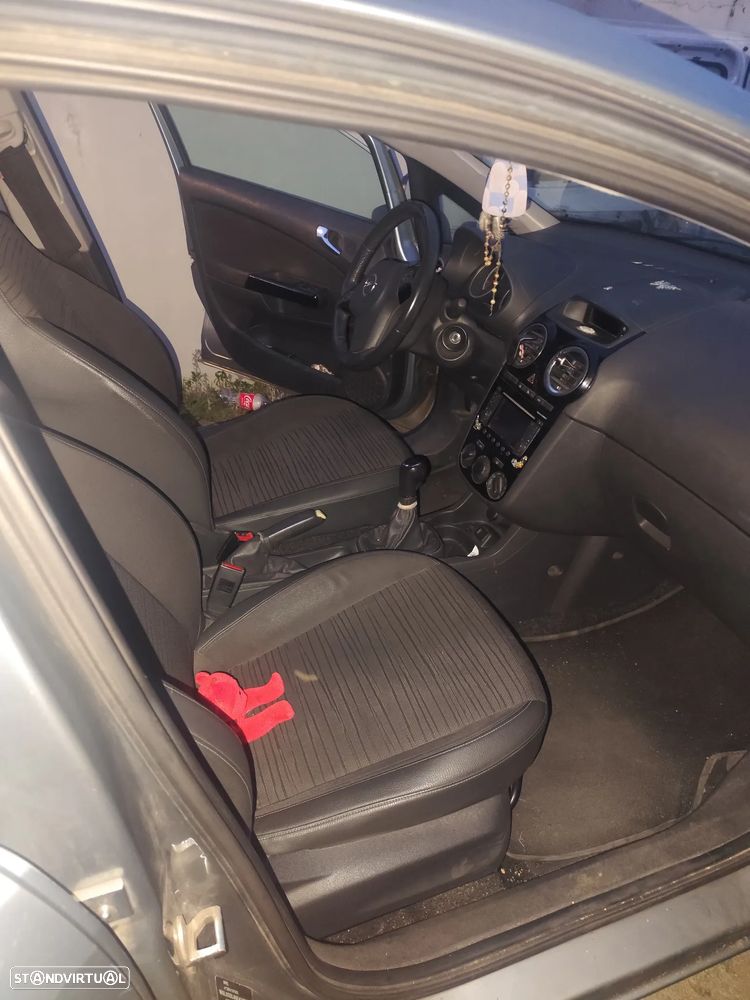 Opel Corsa 1.3 CDTi Cosmo - 6