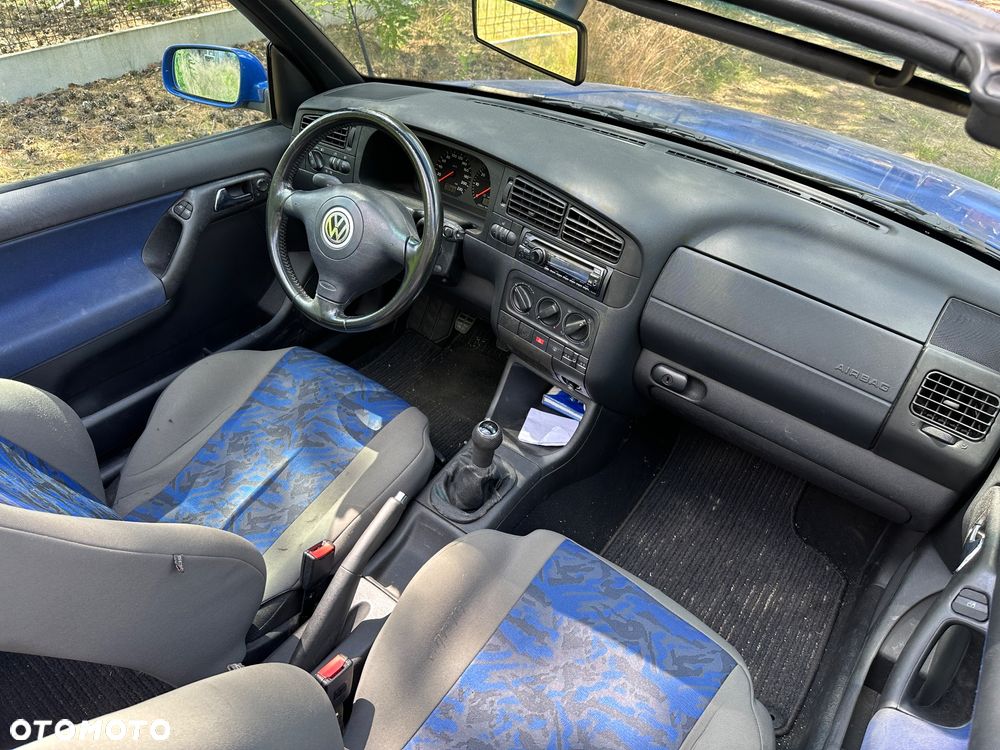 Volkswagen Golf 1.6 - 7