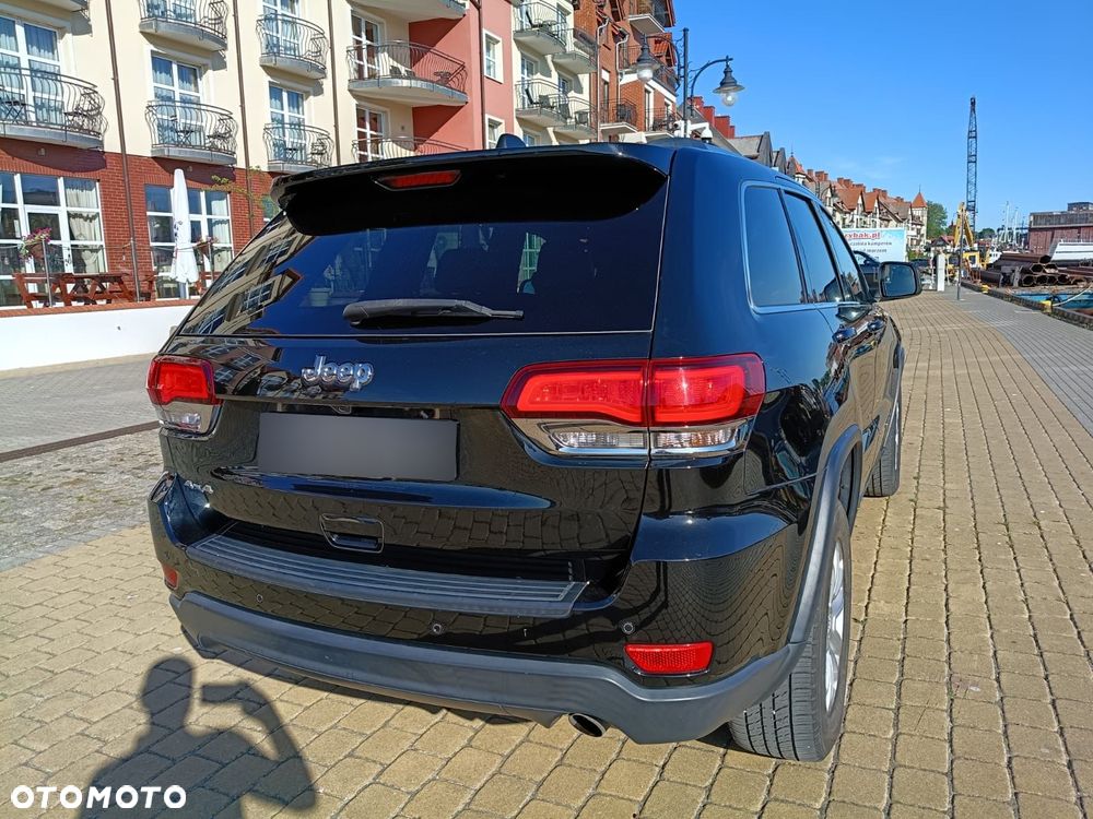 Jeep Grand Cherokee - 16