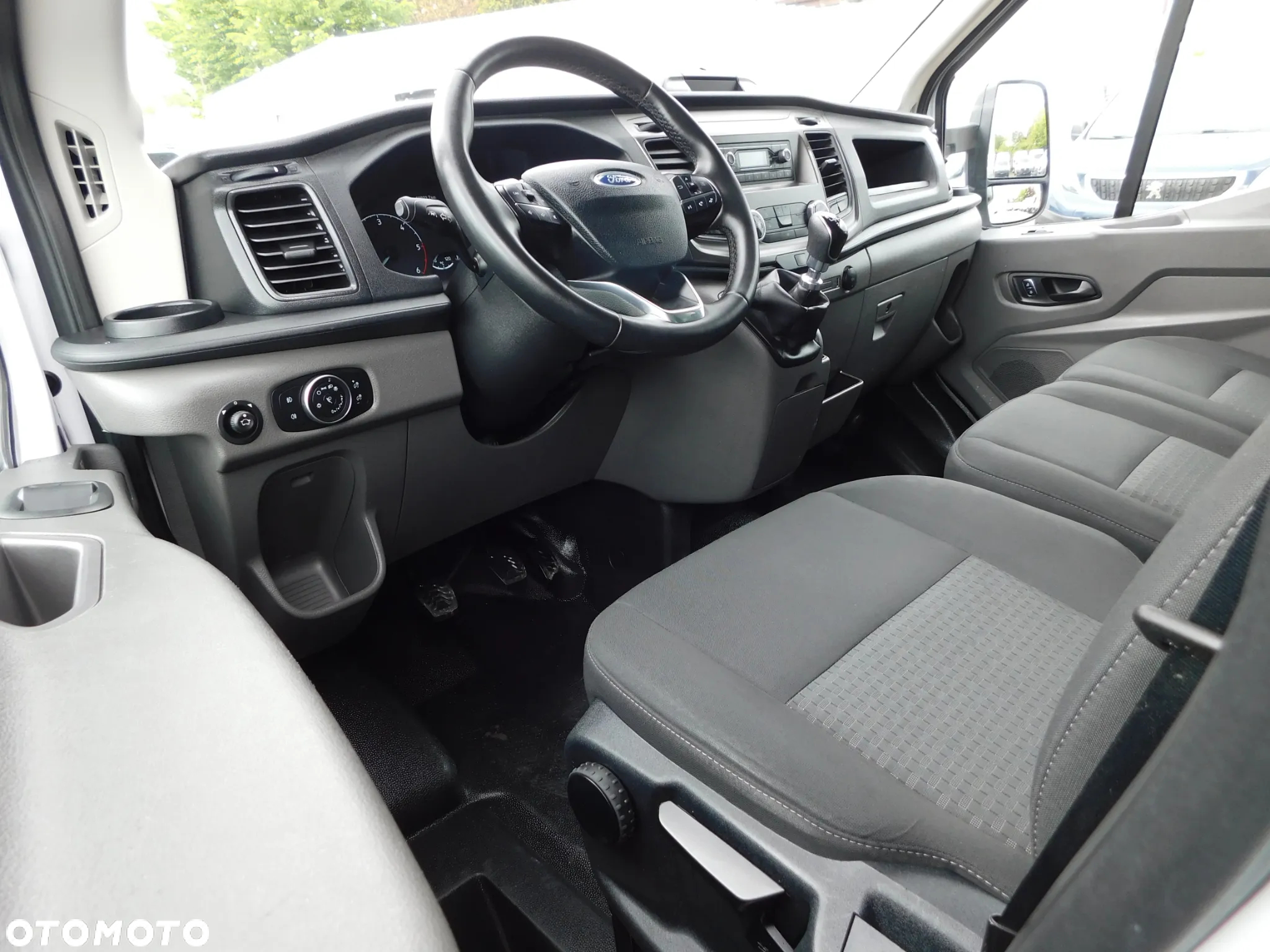 Ford Transit - 6