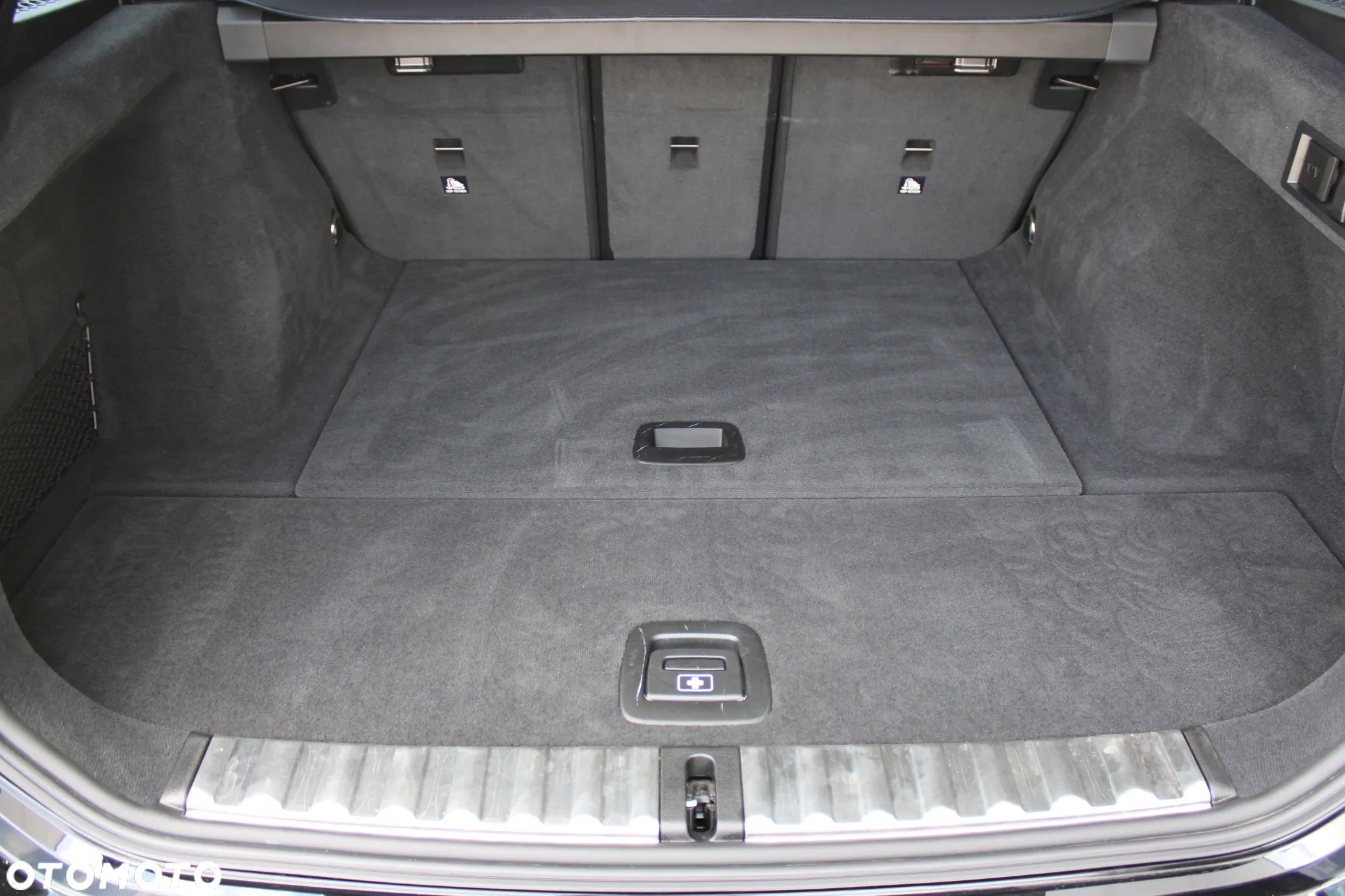 BMW Seria 3 318i - 25