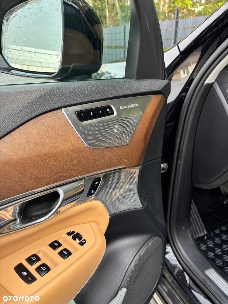 Volvo XC 90 - 3