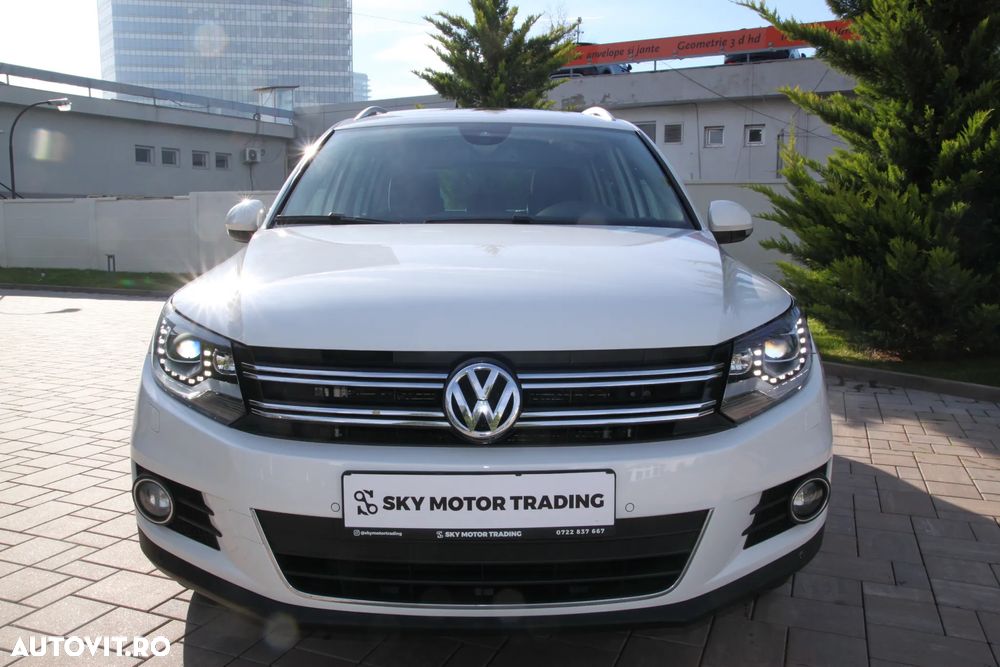 Volkswagen Tiguan 2.0 TDI 4Motion DSG Sport & Style - 2