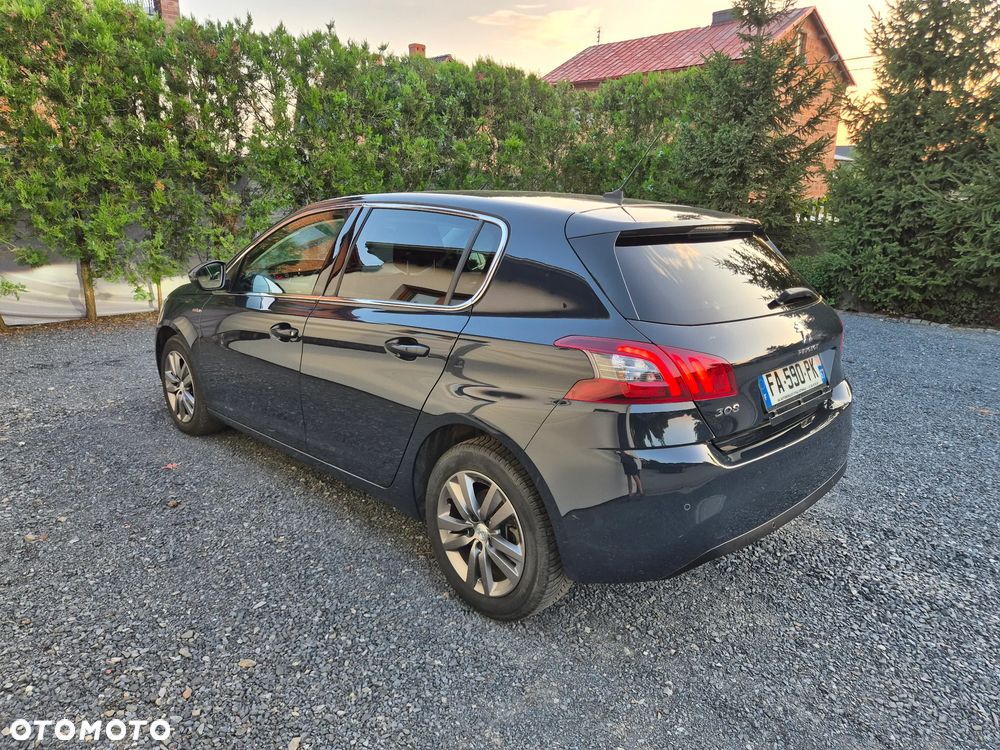 Peugeot 308 1.5 BlueHDi GT S&S EAT8 - 8