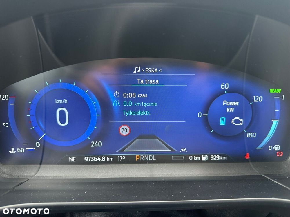 Ford Kuga - 18
