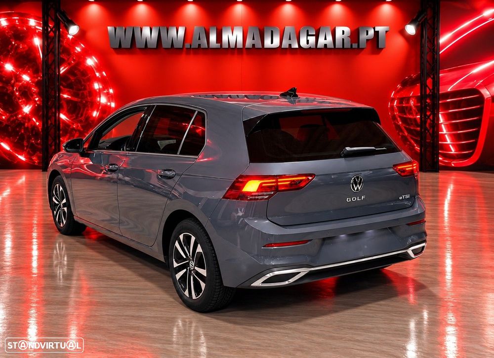 VW Golf 1.0 eTSI Life DSG — photo 3