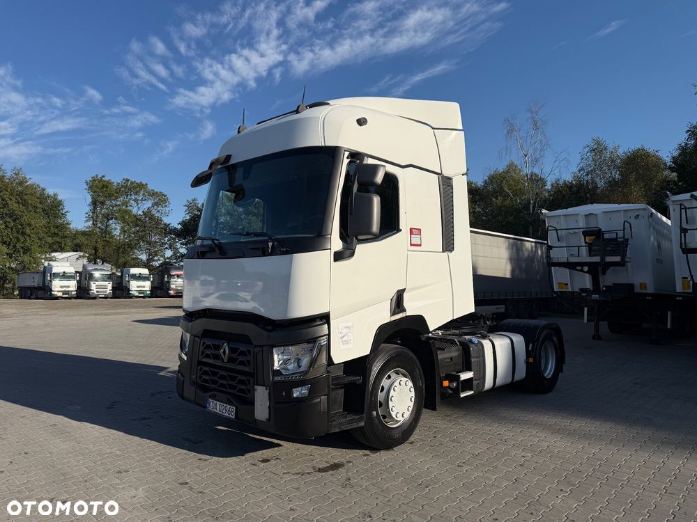 Renault Gama T