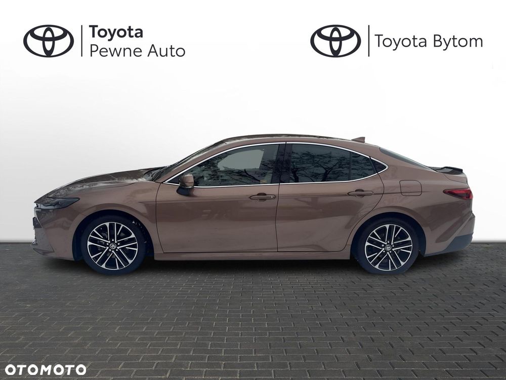 Toyota Camry - 3