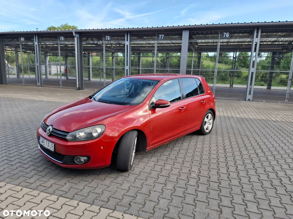 Volkswagen Golf 1.6 TDI DPF Comfortline - 3
