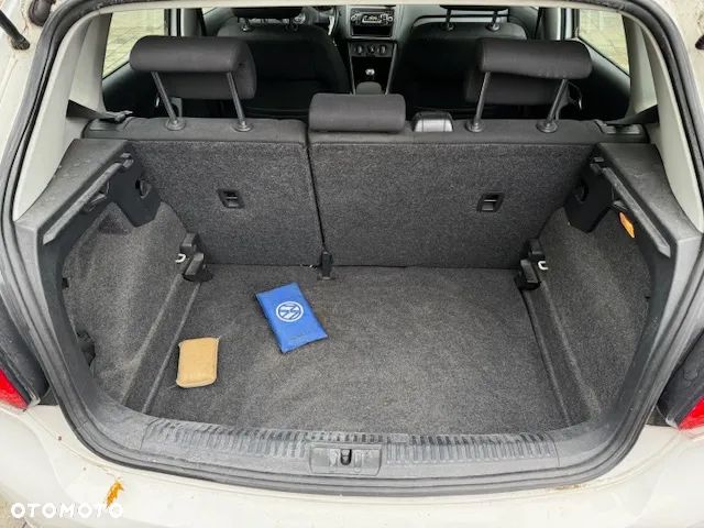 Volkswagen Polo ver-1-6-8v-oasis - 6