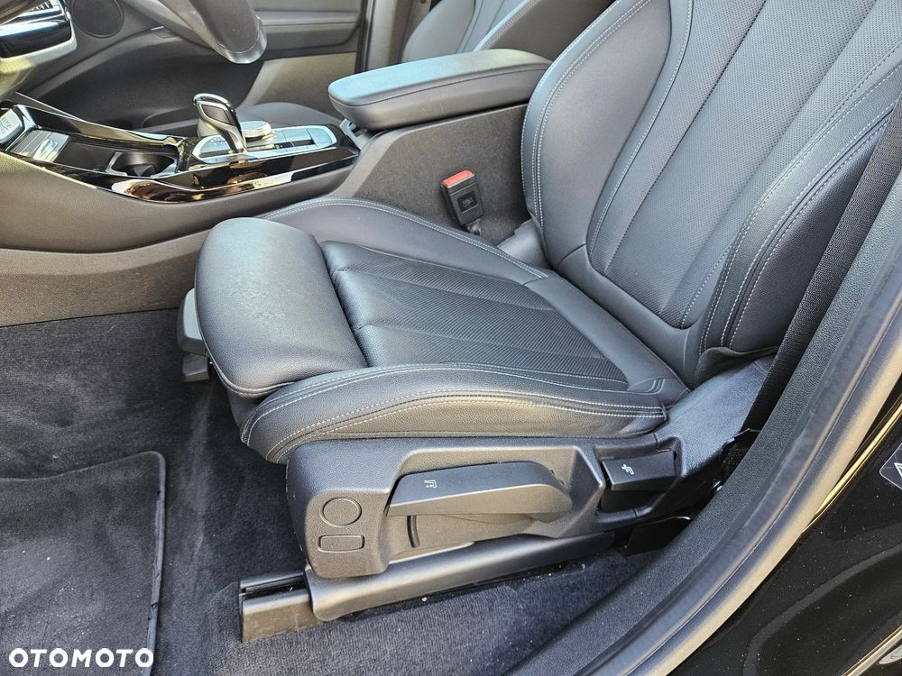 BMW X3 xDrive20d mHEV - 14