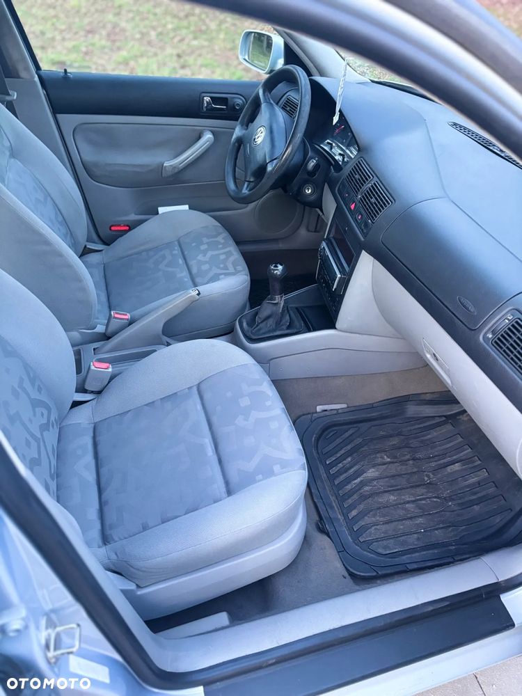 Volkswagen Golf IV 1.4 Comfortline - 10