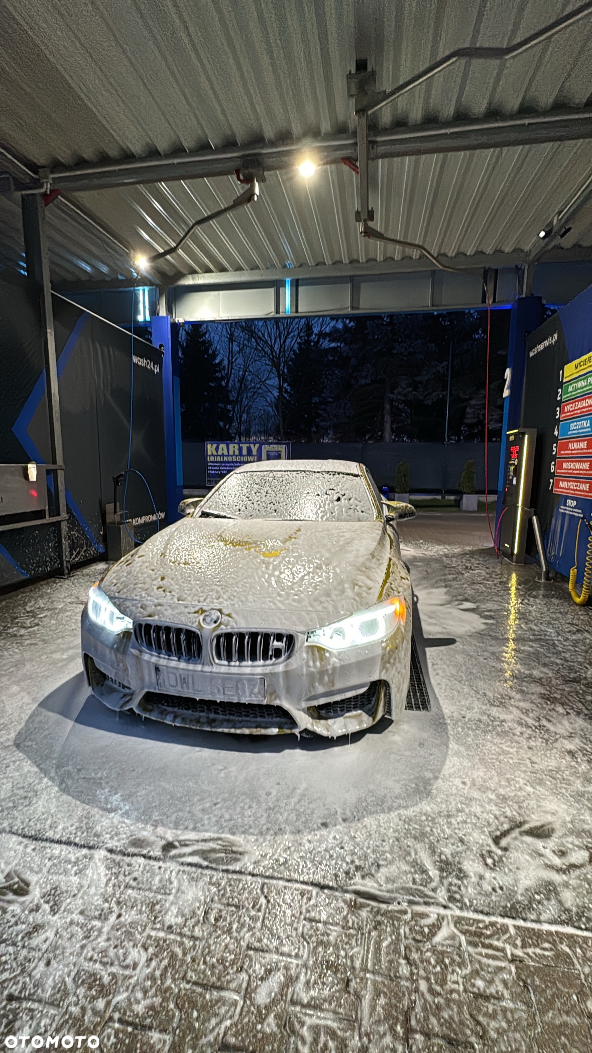 BMW M4 Coupe DKG - 14