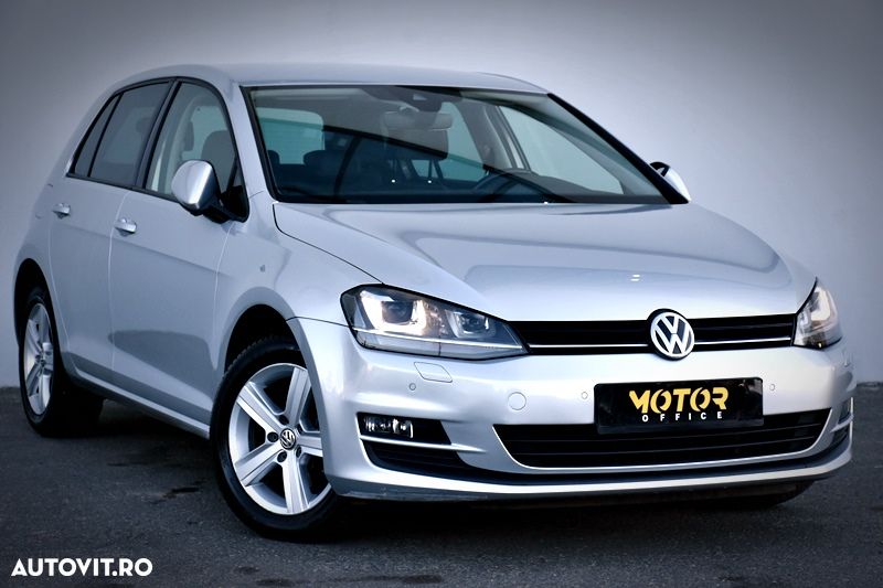 Volkswagen Golf 2.0 TDI DSG Comfortline - 4