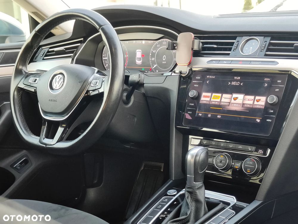 Volkswagen Arteon 2.0 TDI SCR Elegance DSG - 24