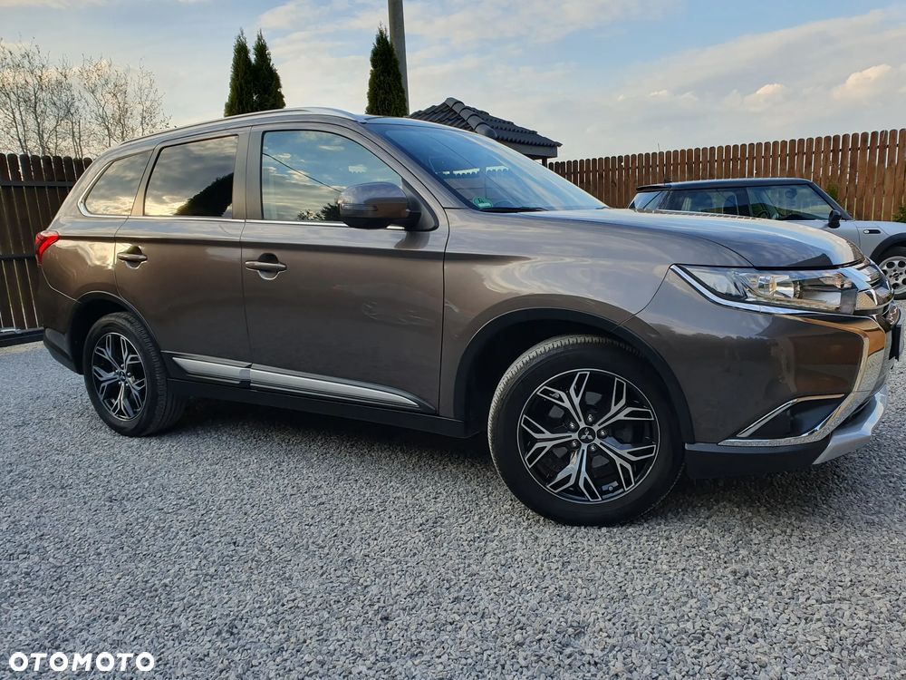 Mitsubishi Outlander 2.0 2WD - 10