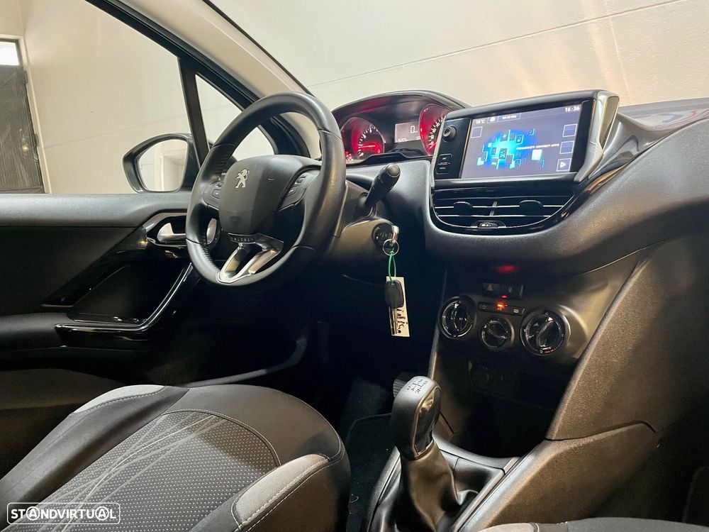 Peugeot 208 1.2 VTi Active - 31