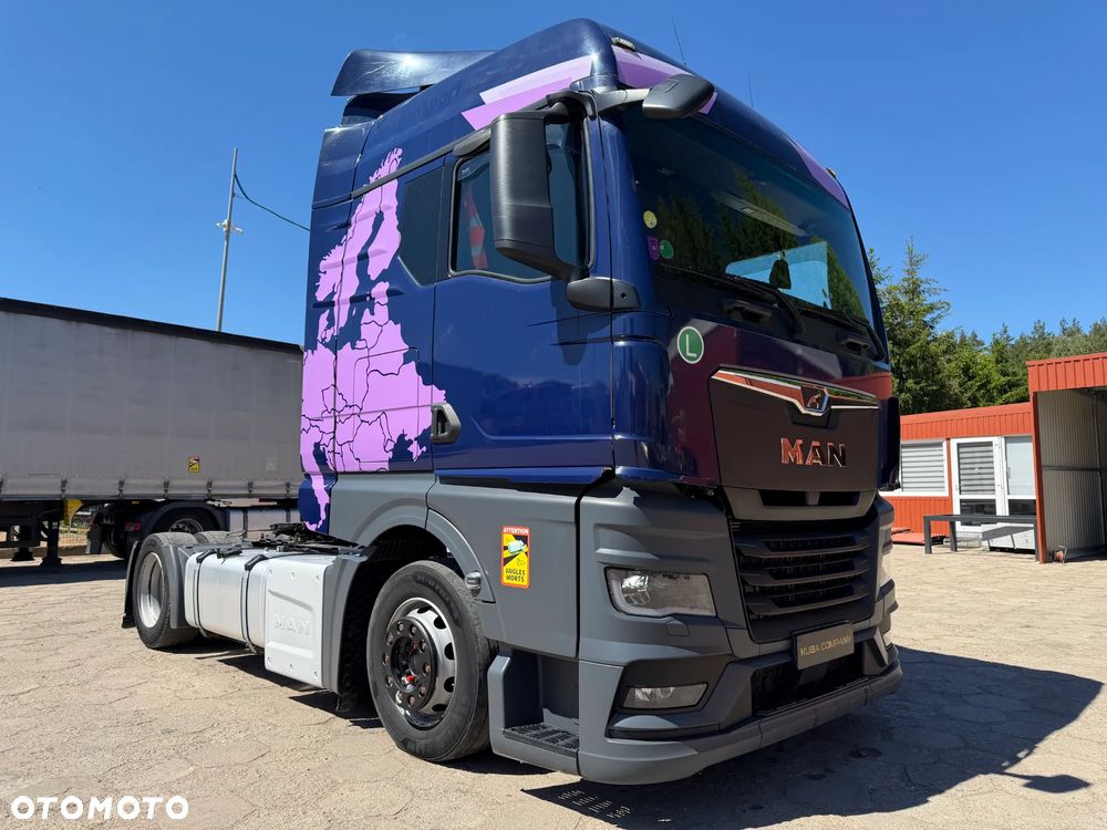 MAN TGX 18.430 MEGA / RETARDER / 3 SZTUKI / BIAŁY KOLOR OKLEJONY FOLIĄ / 1 WŁAŚCICIEL / SALON POLSKA / LOW DECK / KLIMA POSTOJOWA / MAŁE PRZEBIEGI TYLKO 360-420 TYS. KM / 2022 ROK PRODUKCJI !! - 2