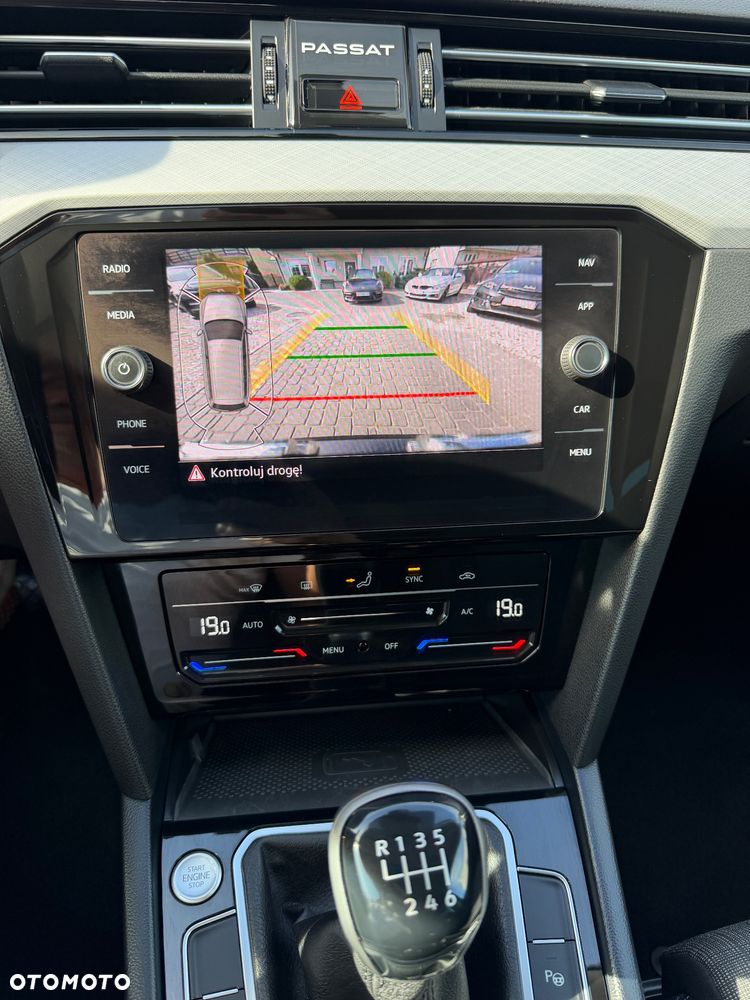 Volkswagen Passat 1.5 TSI EVO Elegance - 11