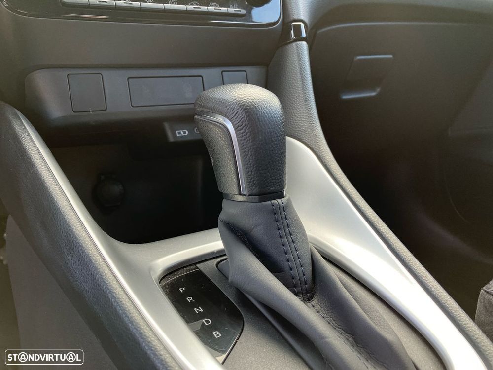 Toyota Yaris 1.5 HDF Comfort Plus - 30