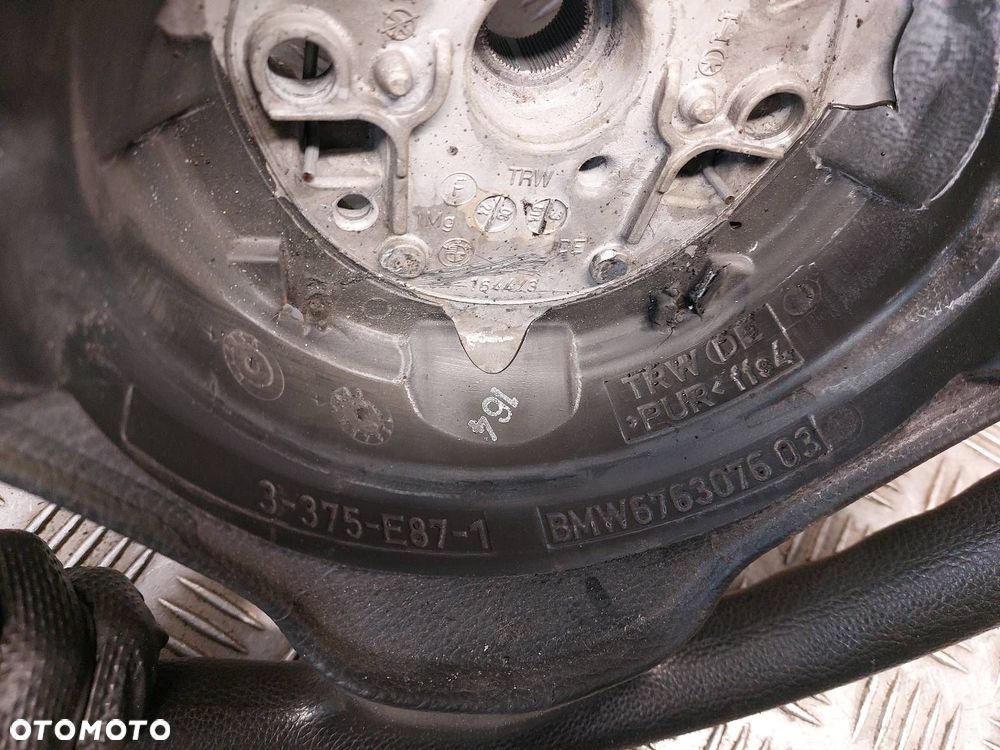 KIEROWNICA BMW E87 118d 6763076 - 2