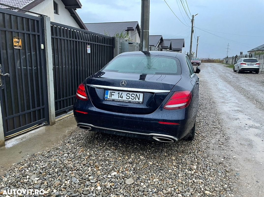 Mercedes-Benz E 200 Aut. - 10