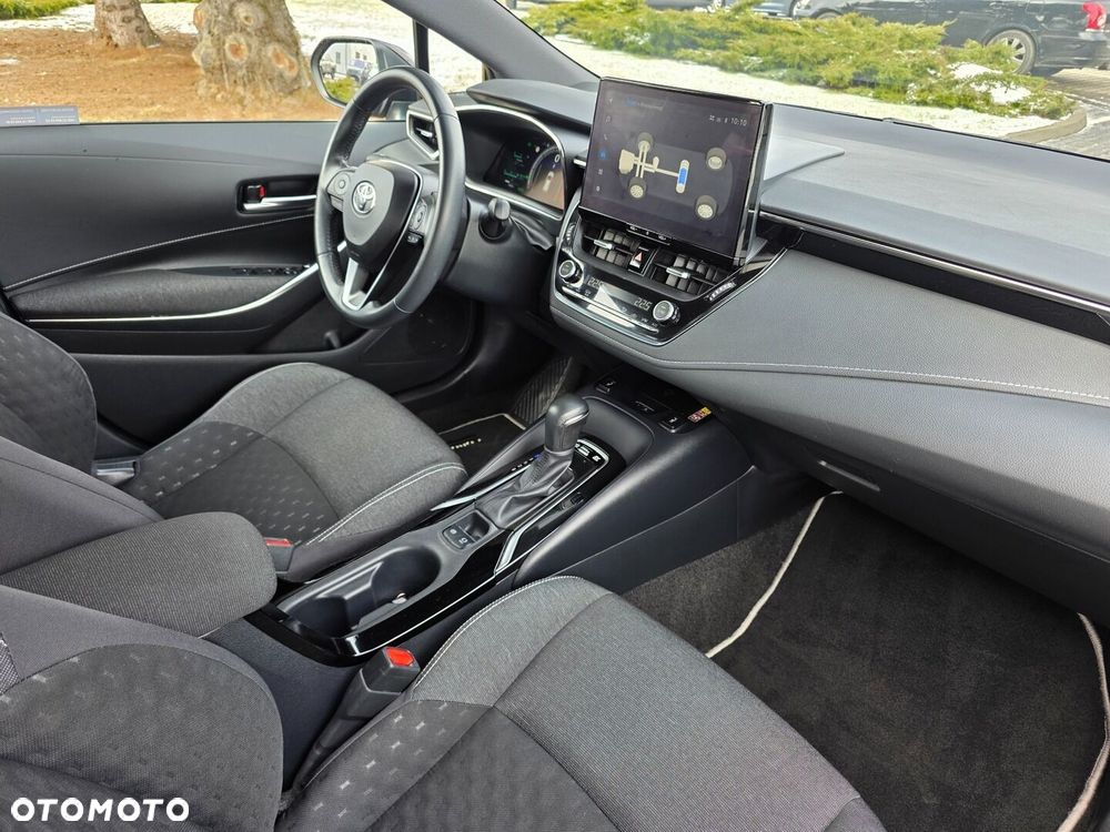 Toyota Corolla 1.8 Hybrid Comfort - 16