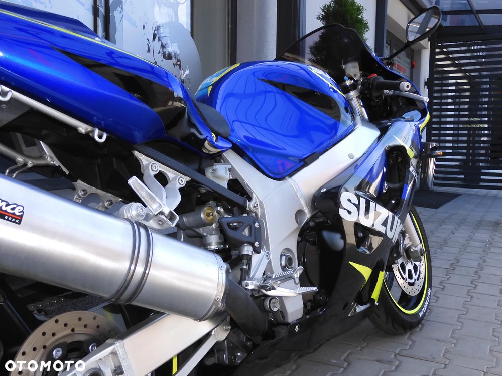Suzuki GSX-R - 16