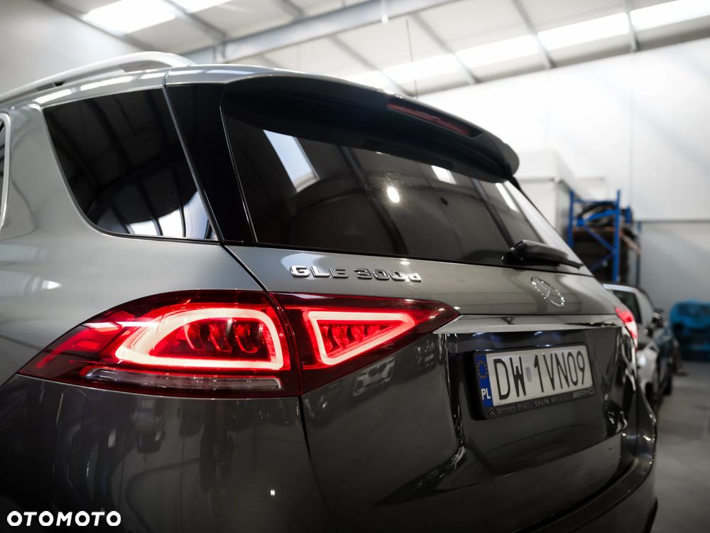 Mercedes-Benz GLE 300 d 4-Matic Premium - 7
