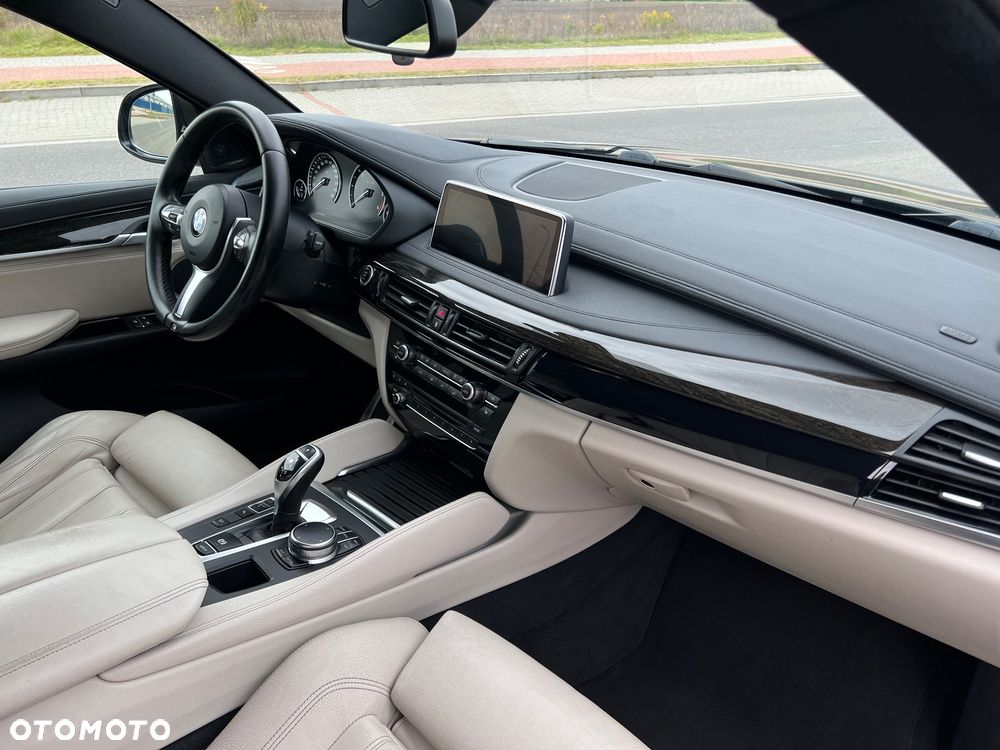 BMW X6 M50d - 25