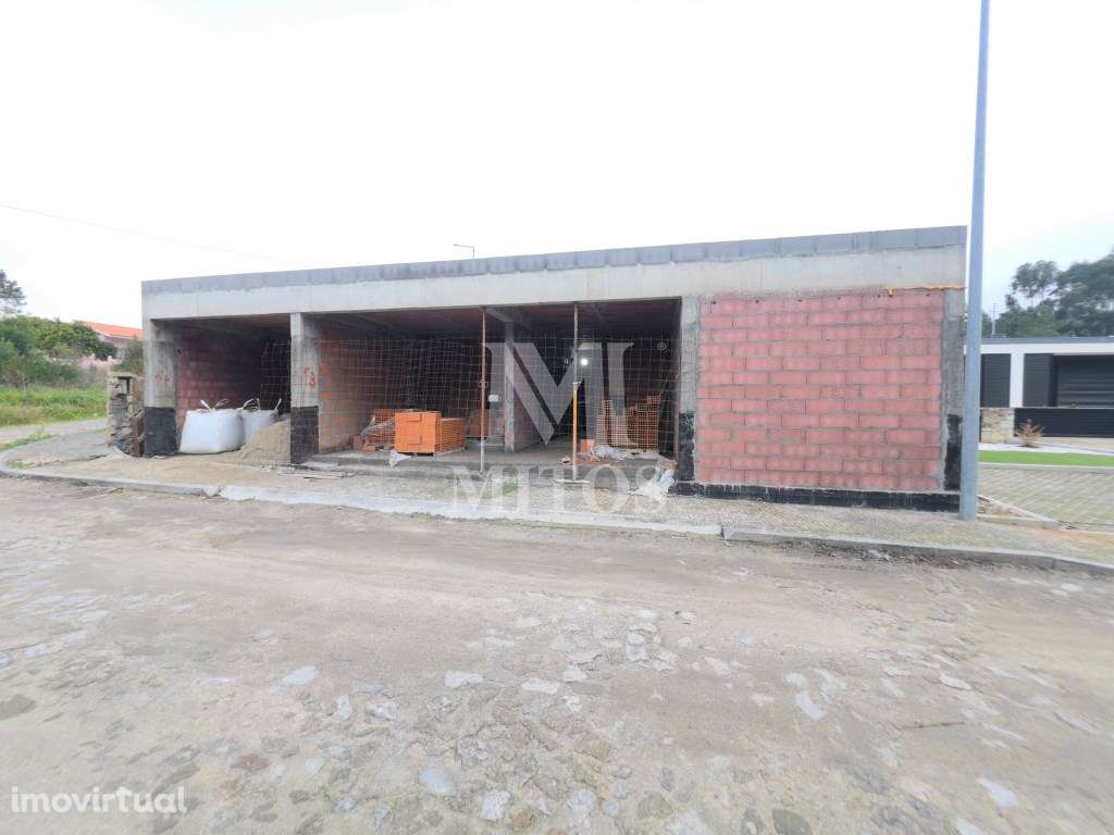 Moradia T3 Térrea com piscina, situada em Vilar de Mouros - Caminha - Grande imagem: 2/25